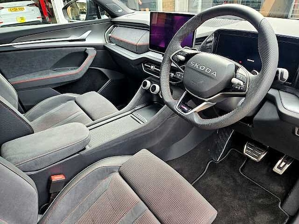 Used Skoda Kodiaq 2025 for sale - 75210388: Photo 6