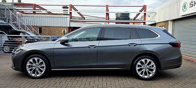 Used Skoda Superb 2024 for sale - 76363495: Photo 4