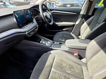 Used Skoda Octavia 2025 for sale - 78359308: Photo