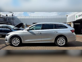 Used Skoda Octavia 2025 for sale - 78359308: Photo