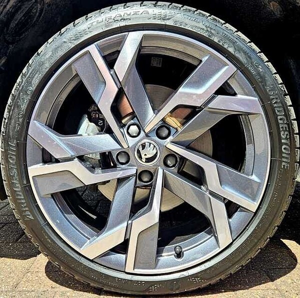 Used Skoda Karoq 2024 for sale - 74931583: Photo 5