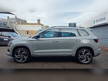 Used Skoda Karoq 2024 for sale - 76946020: Photo