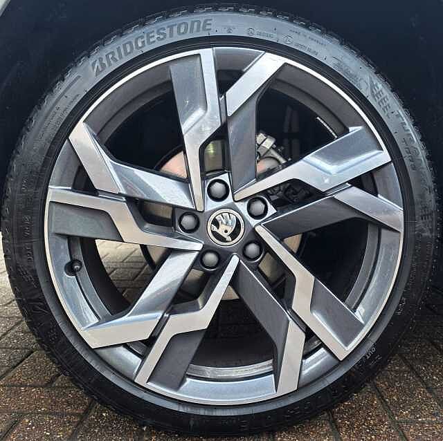 Used Skoda Karoq 2024 for sale - 76946020: Photo 5