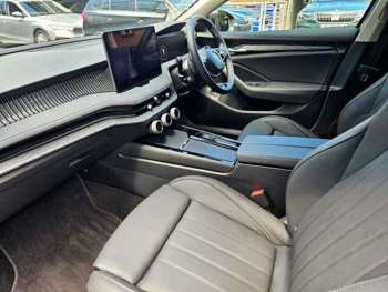 Used Skoda Superb 2024 for sale - 74807419: Photo