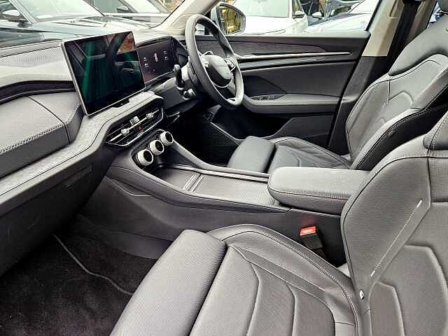 Used Skoda Kodiaq 2025 for sale - 75962083: Photo 2