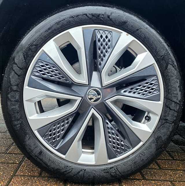 Used Skoda Karoq 2024 for sale - 76224469: Photo 5