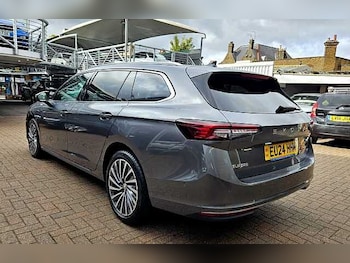 Used Skoda Superb 2024 for sale - 76245873: Photo 3