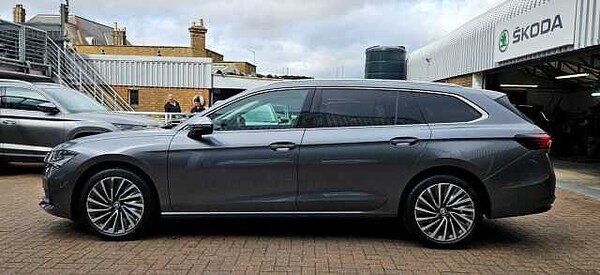 Used Skoda Superb 2024 for sale - 76245873: Photo 4