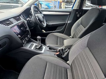 Used Skoda Octavia 2020 for sale - 79010289: Photo