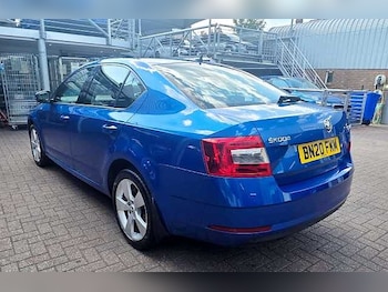 Used Skoda Octavia 2020 for sale - 79010289: Photo