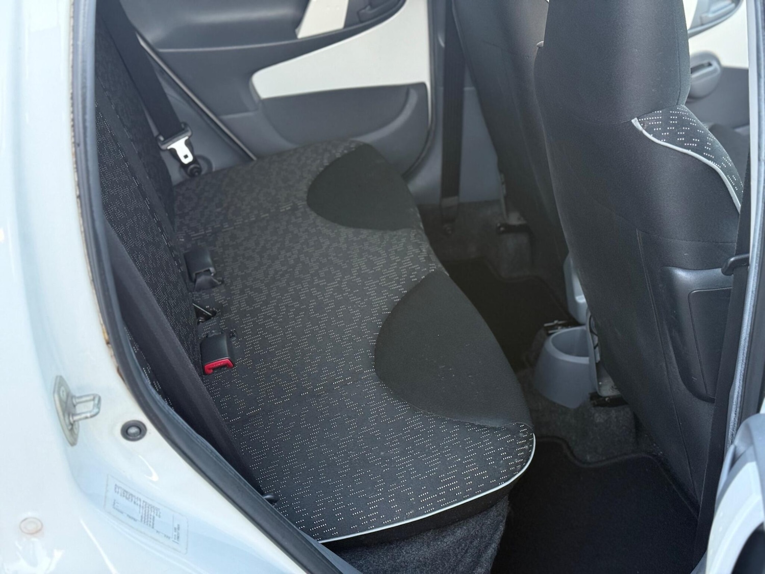 Used Peugeot 107 2011 for sale - 77346463: Photo 22