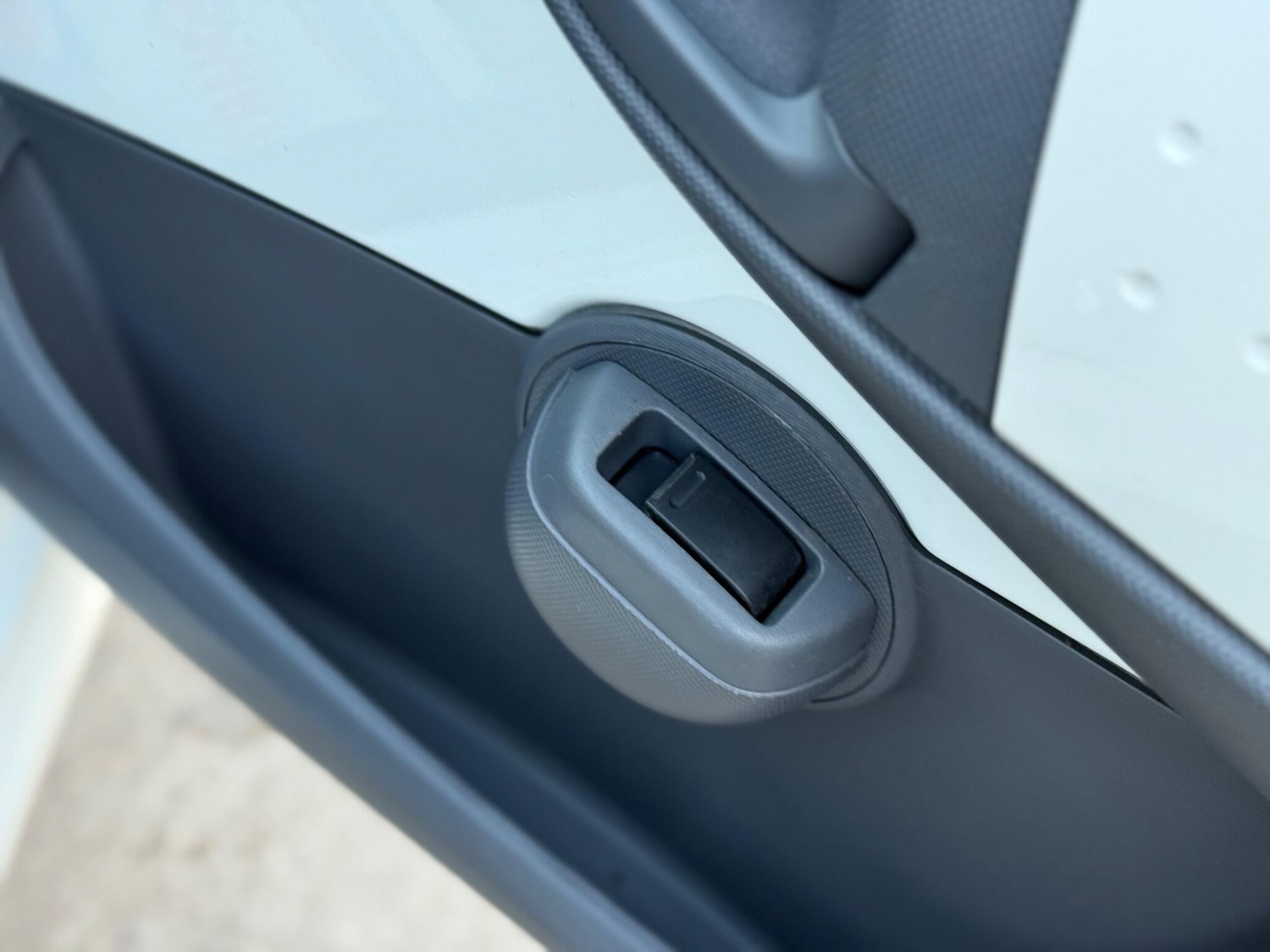 Used Peugeot 107 2011 for sale - 77346463: Photo 28