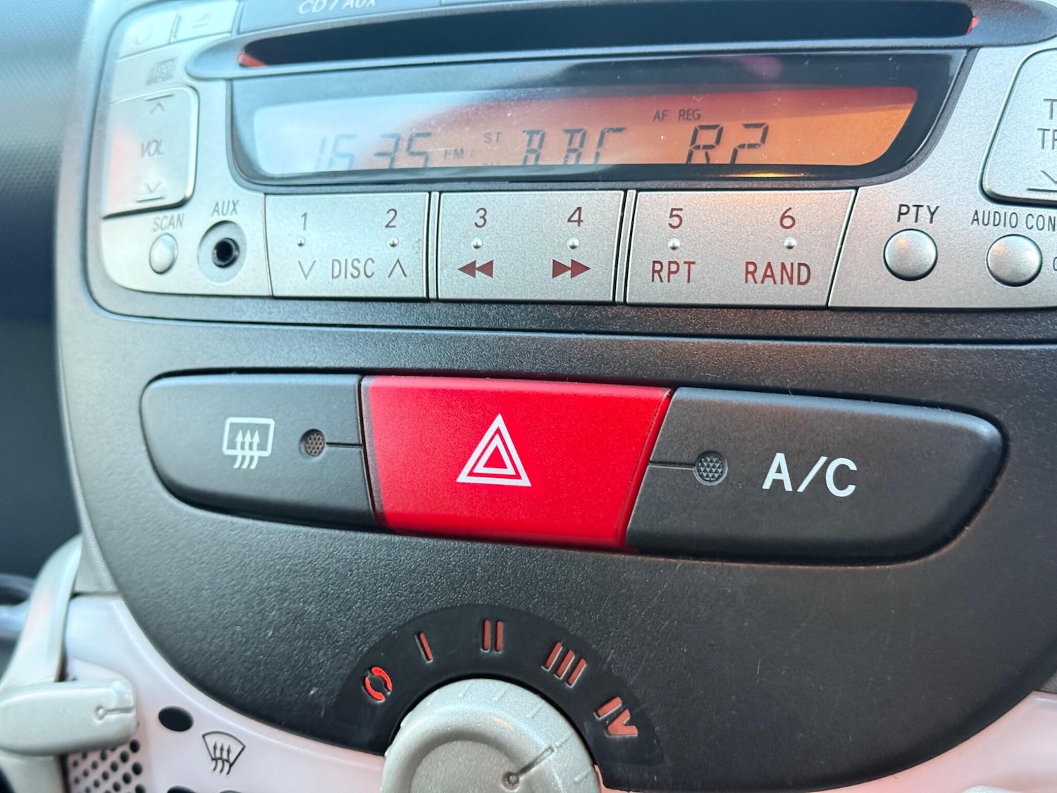 Used Peugeot 107 2011 for sale - 77346463: Photo 30