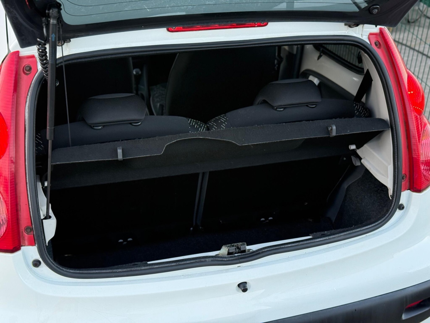 Used Peugeot 107 2011 for sale - 77346463: Photo 32