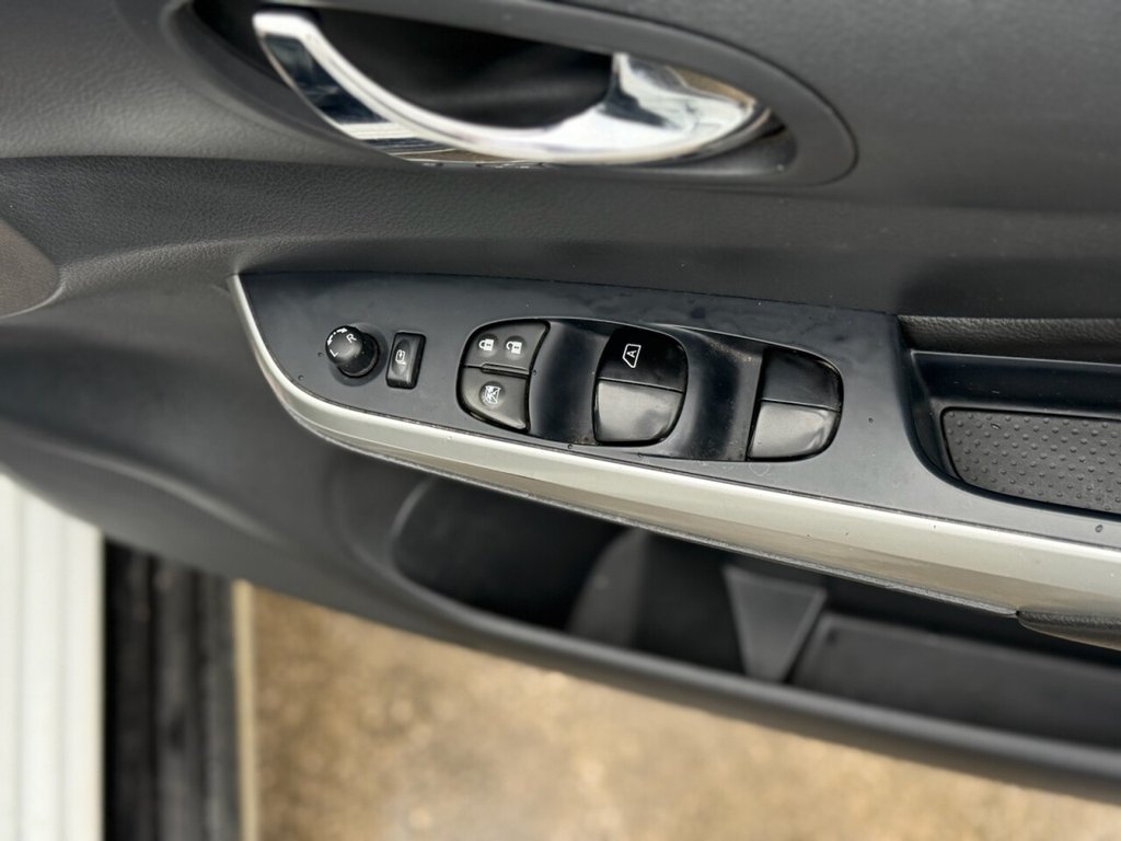 Used Nissan Navara 2020 for sale - 77600217: Photo 19