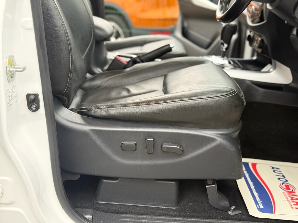 Used Nissan Navara 2020 for sale - 77600217: Photo 42