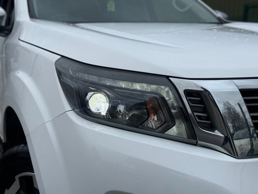 Used Nissan Navara 2020 for sale - 77600217: Photo 9