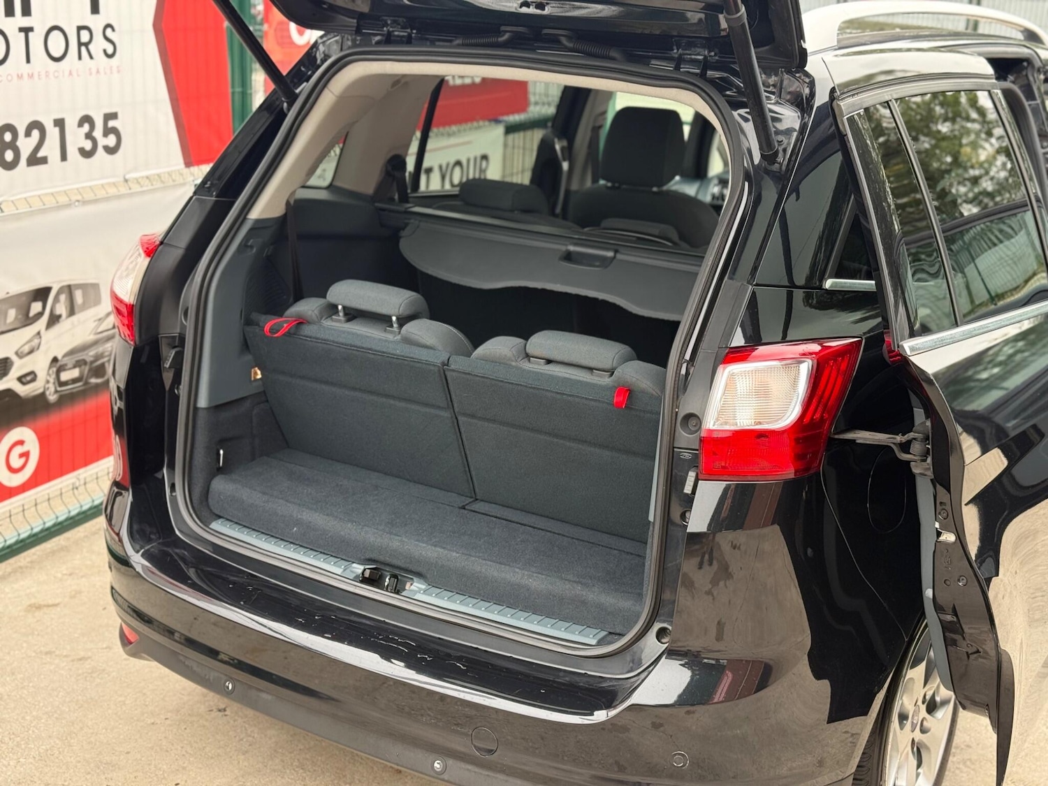 Used Ford Grand C-Max 2011 for sale - 76024811: Photo 30
