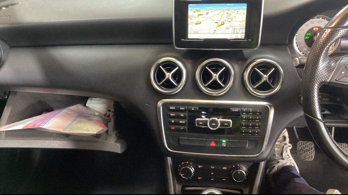 Used Mercedes-Benz A-Class 2015 for sale - 76522073: Photo 11