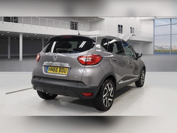 Used Renault Captur 2016 for sale - 76270409: Photo 4