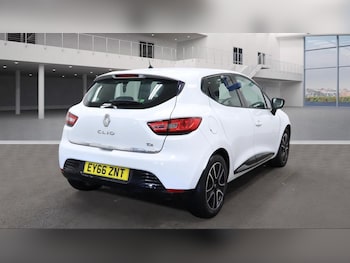 Used Renault Clio 2016 for sale - 76935855: Photo