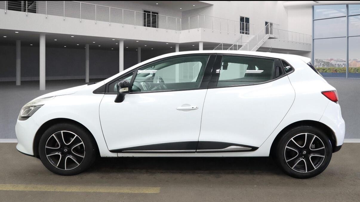 Used Renault Clio 2016 for sale - 76935855: Photo 6