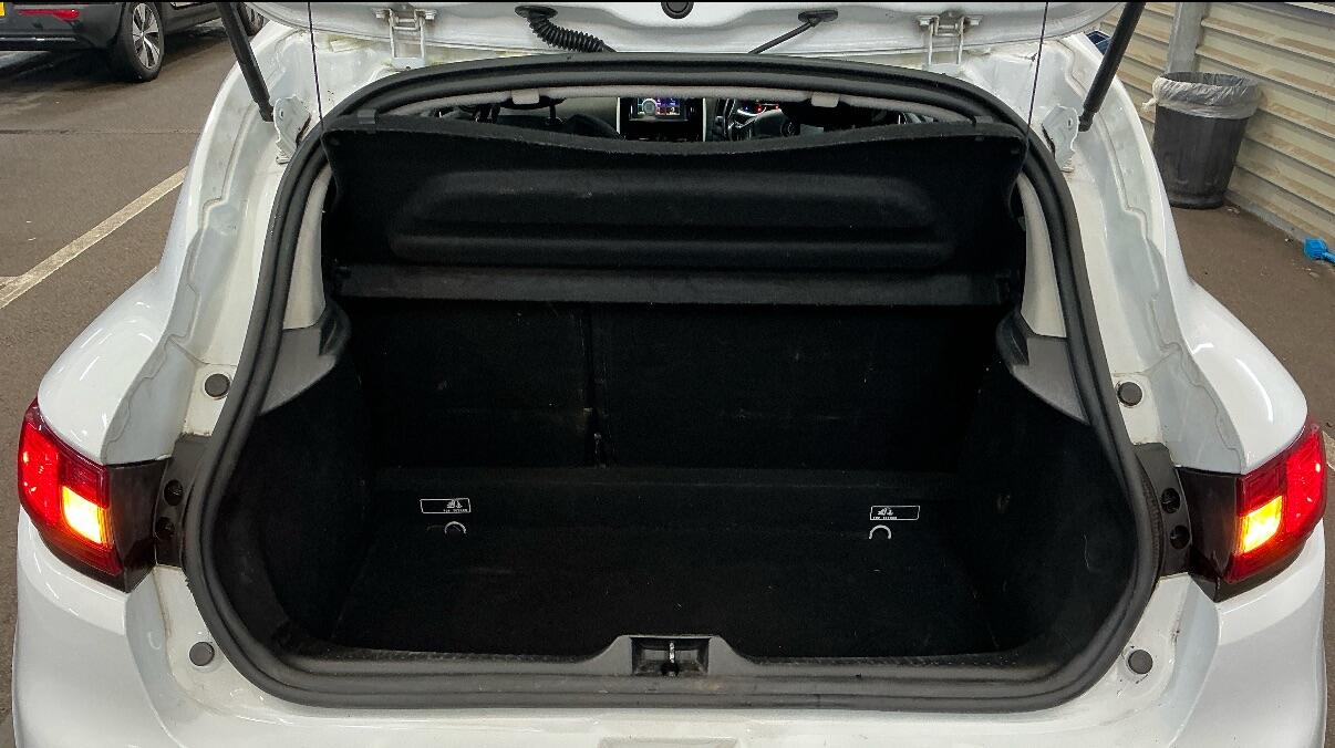 Used Renault Clio 2016 for sale - 76935855: Photo 7