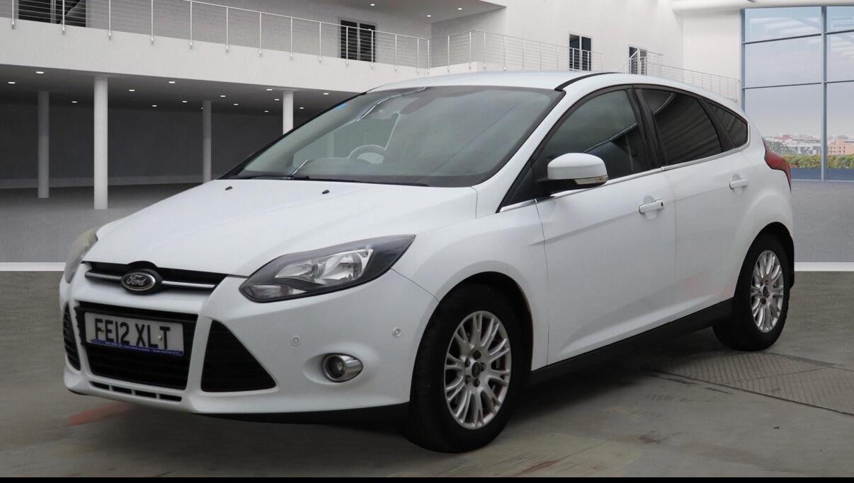 Used Ford Focus 2012 for sale - 76671330: Photo 2