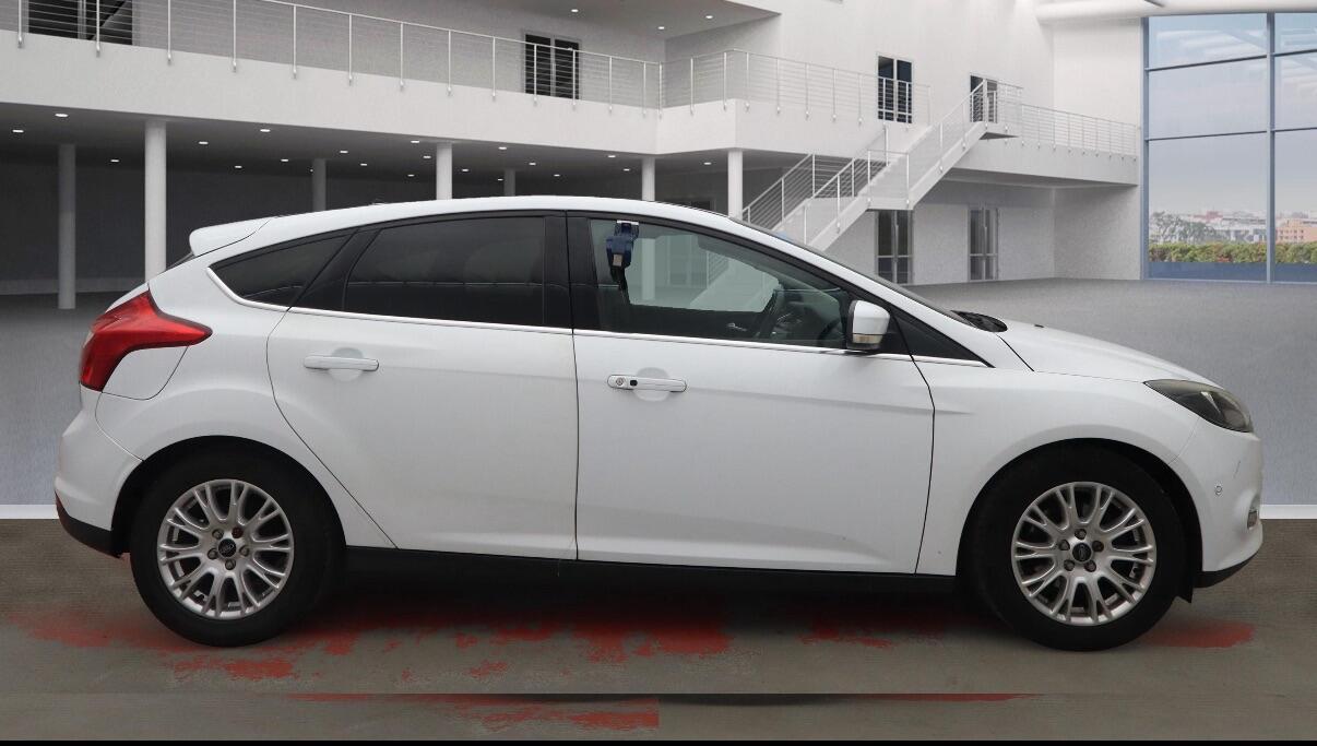 Used Ford Focus 2012 for sale - 76671330: Photo 5