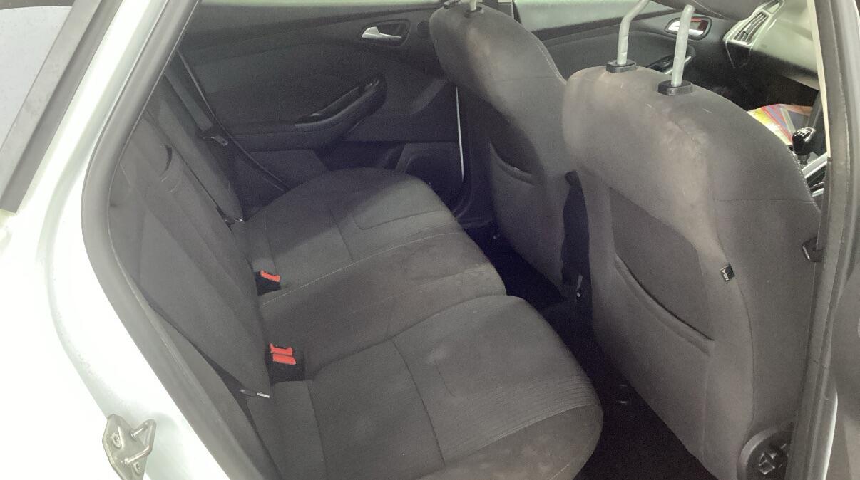 Used Ford Focus 2012 for sale - 76671330: Photo 8