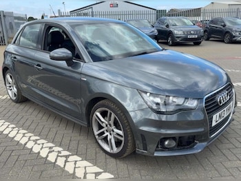 Used Audi A1 2013 for sale - 75601555: Photo