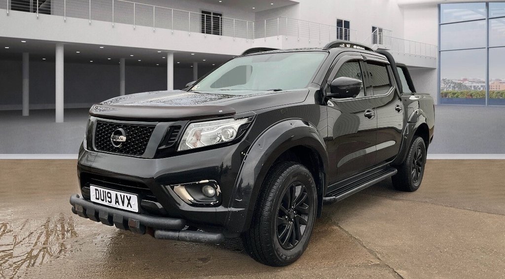 Used Nissan Navara 2019 for sale - 77636775: Photo 2