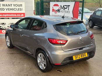 Used Renault Clio 2014 for sale - 76855683: Photo