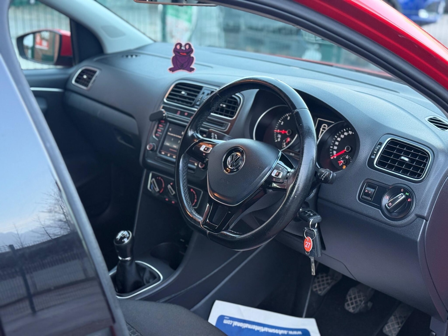 Used Volkswagen Polo 2014 for sale - 76270501: Photo 16