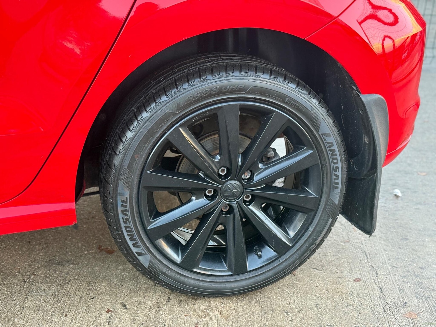 Used Volkswagen Polo 2014 for sale - 76270501: Photo 29