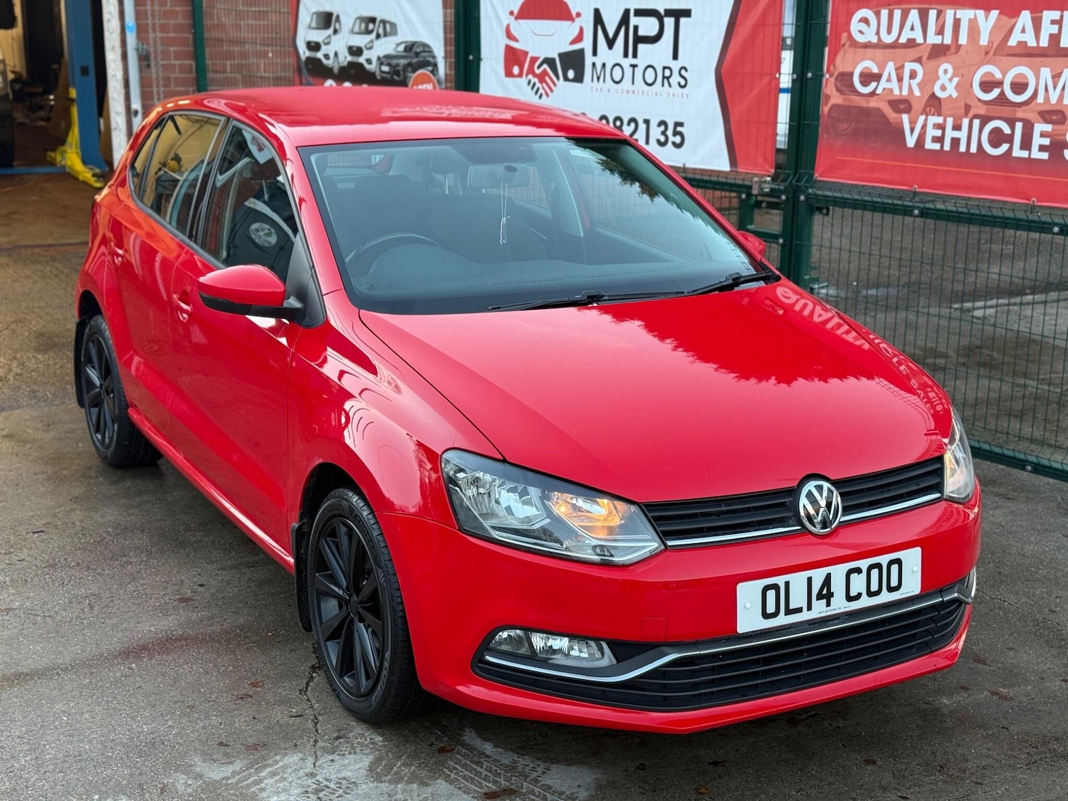 Used Volkswagen Polo 2014 for sale - 76270501: Photo 5