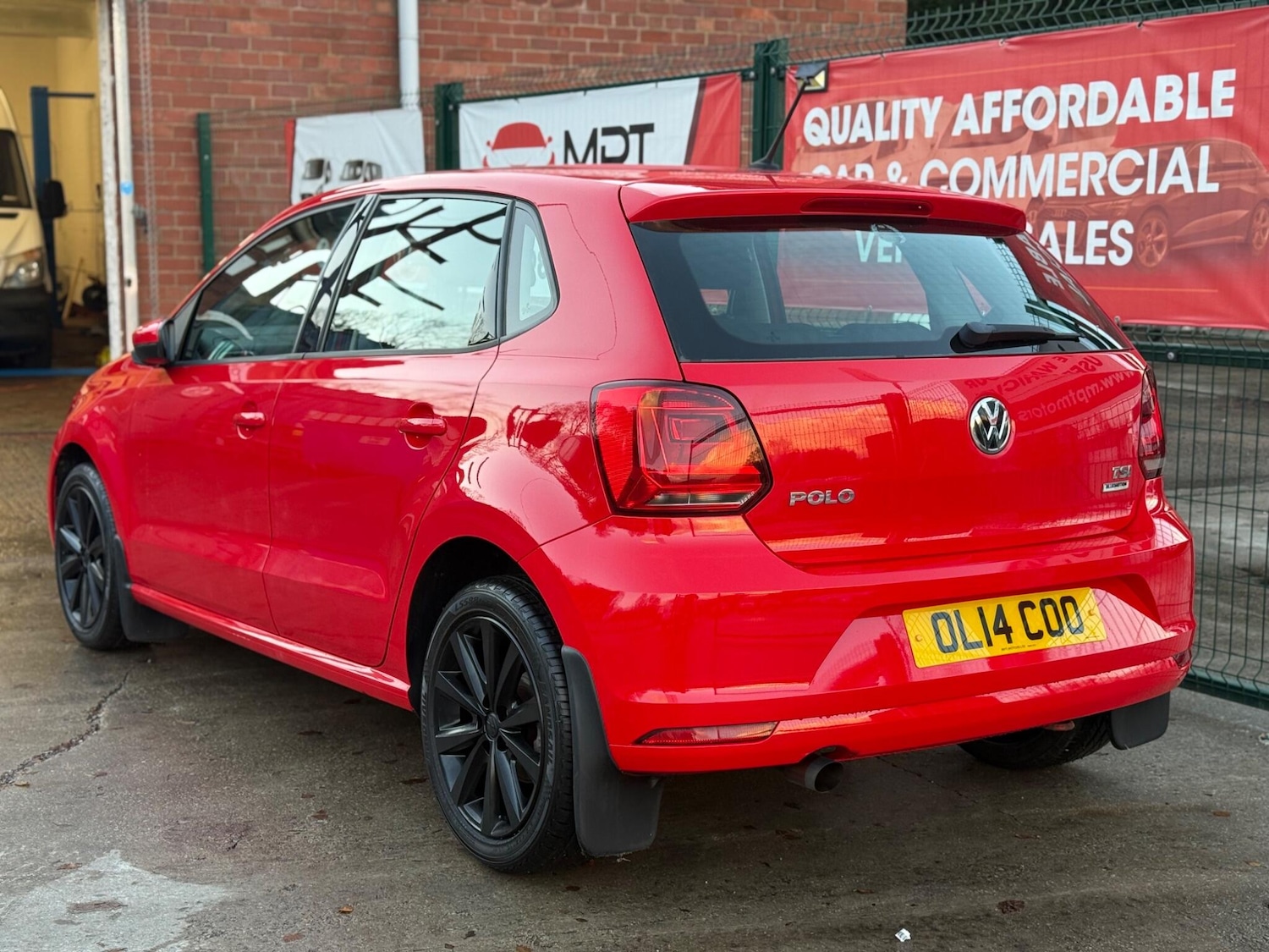 Used Volkswagen Polo 2014 for sale - 76270501: Photo 8