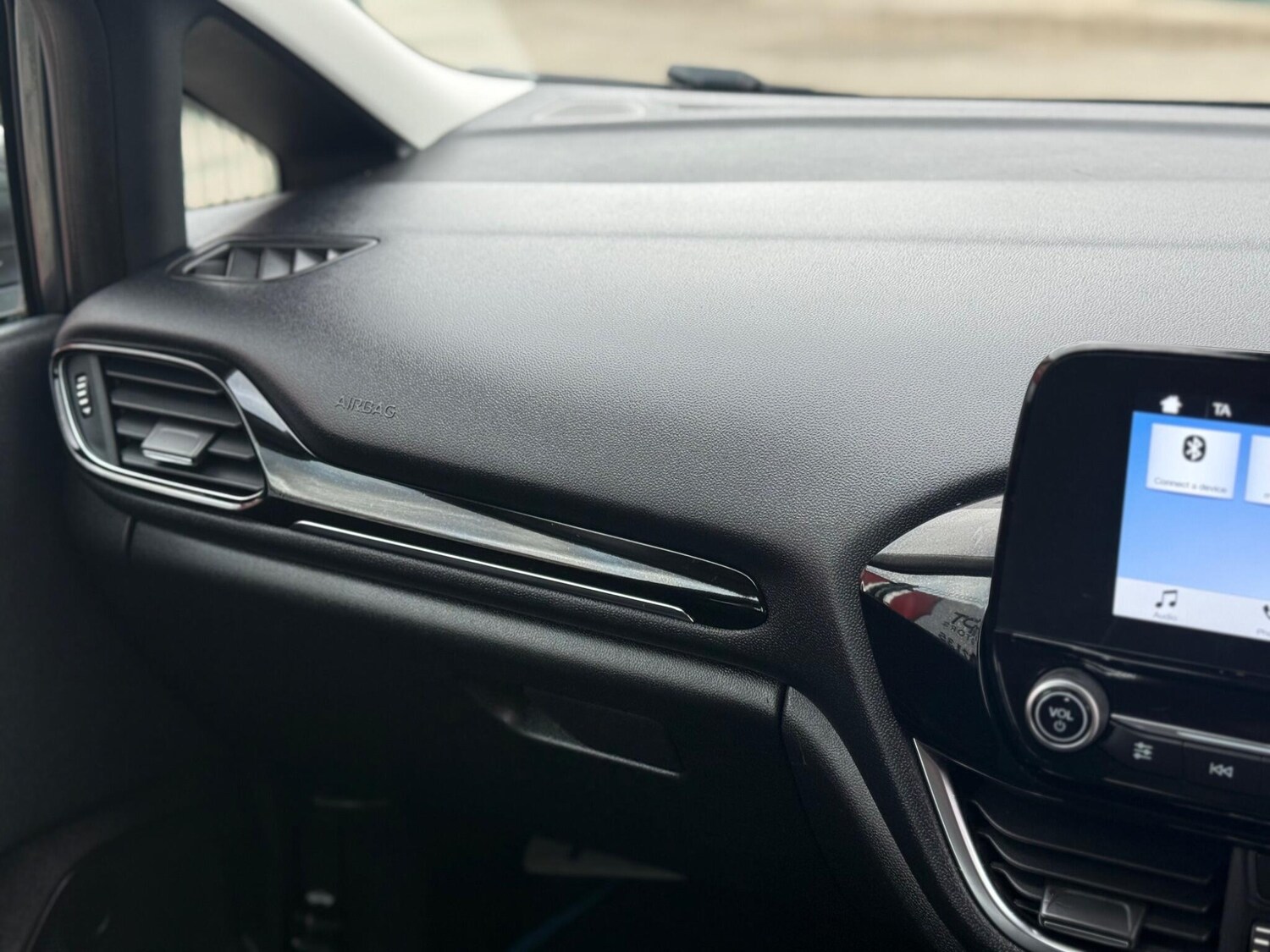 Used Ford Fiesta 2018 for sale - 75866637: Photo 31