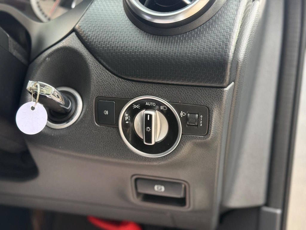 Used Mercedes-Benz A-Class 2014 for sale - 77600207: Photo 20