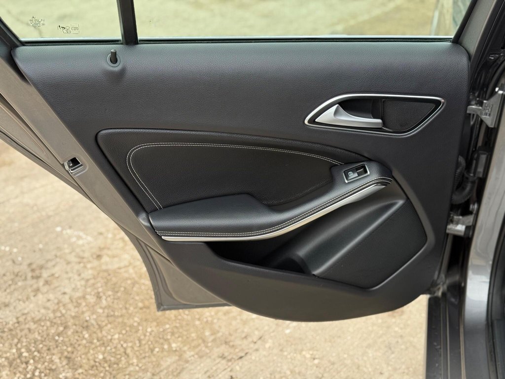 Used Mercedes-Benz A-Class 2014 for sale - 77600207: Photo 24