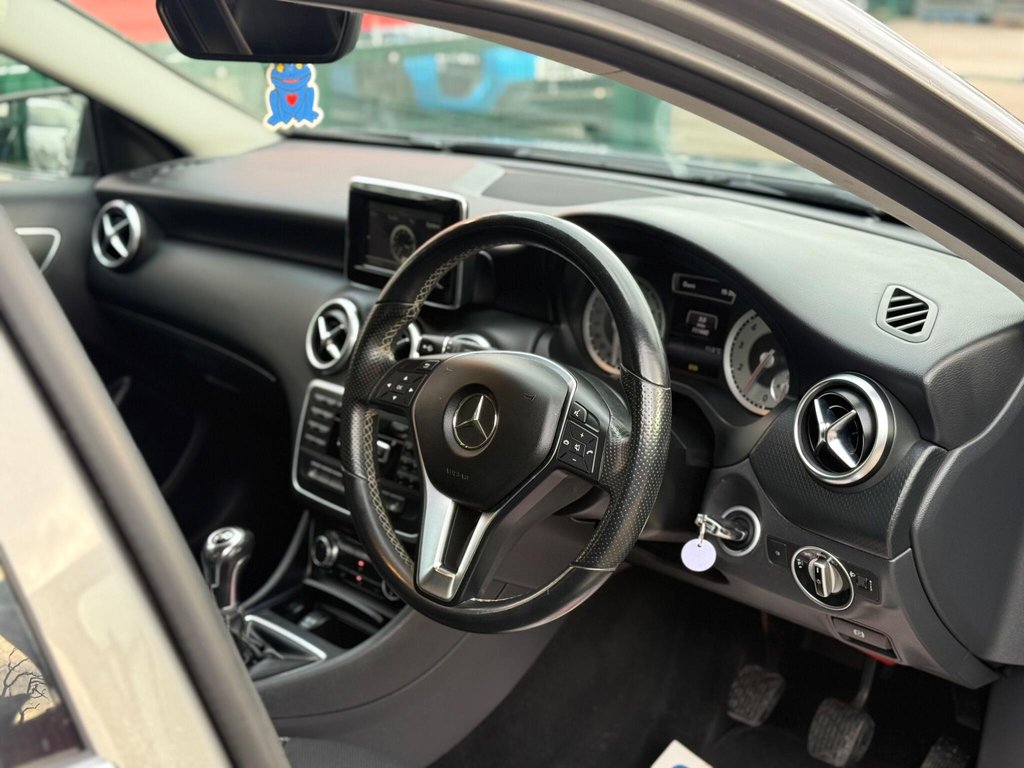 Used Mercedes-Benz A-Class 2014 for sale - 77600207: Photo 34