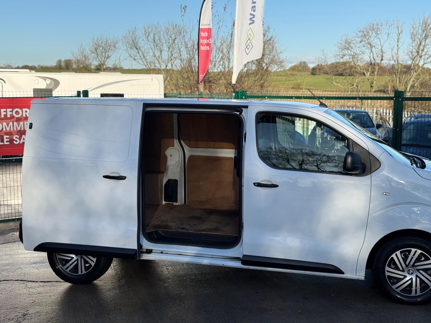 Used Peugeot Expert 2021 for sale - 76952232: Photo 13