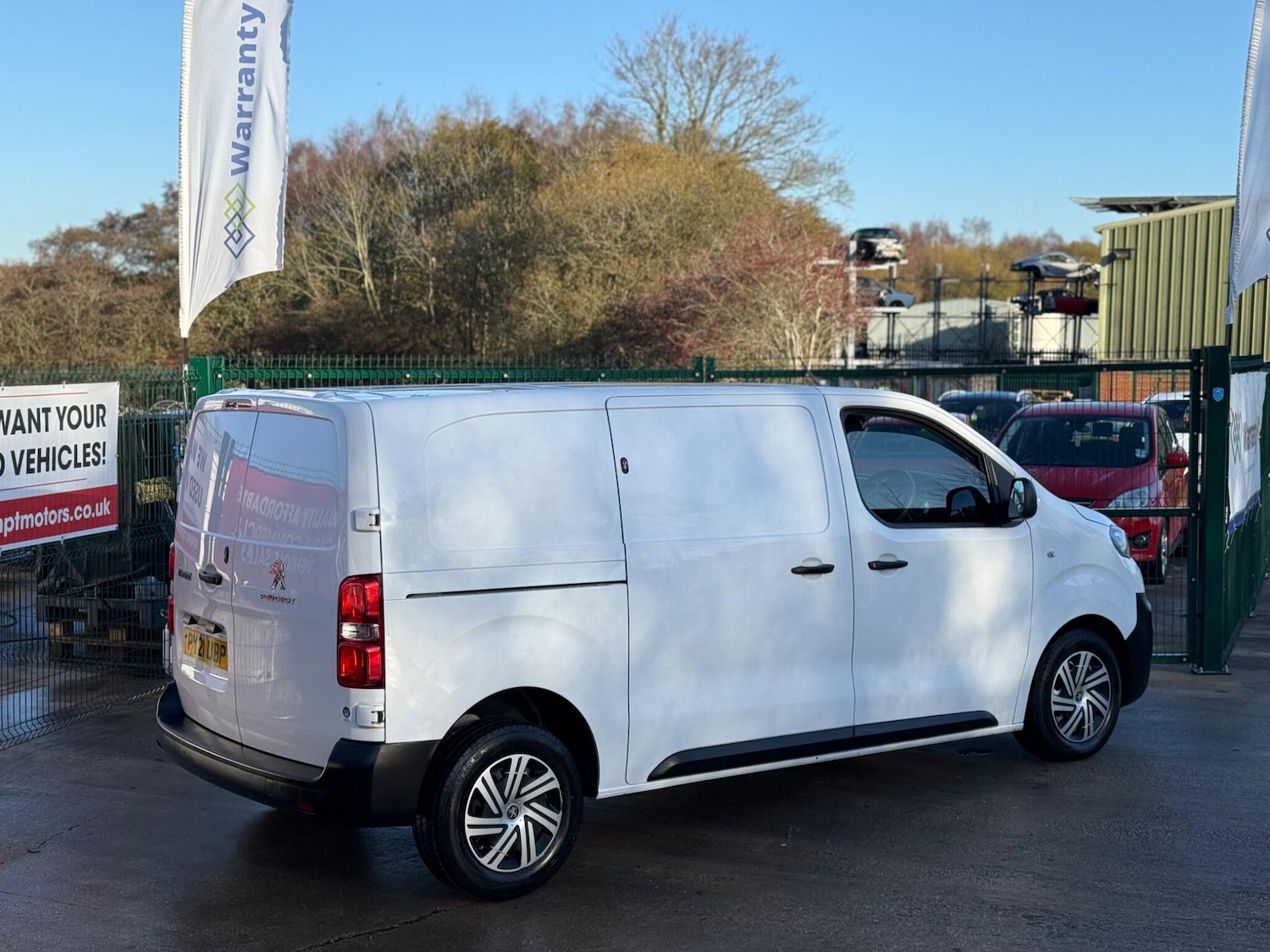 Used Peugeot Expert 2021 for sale - 76952232: Photo 14