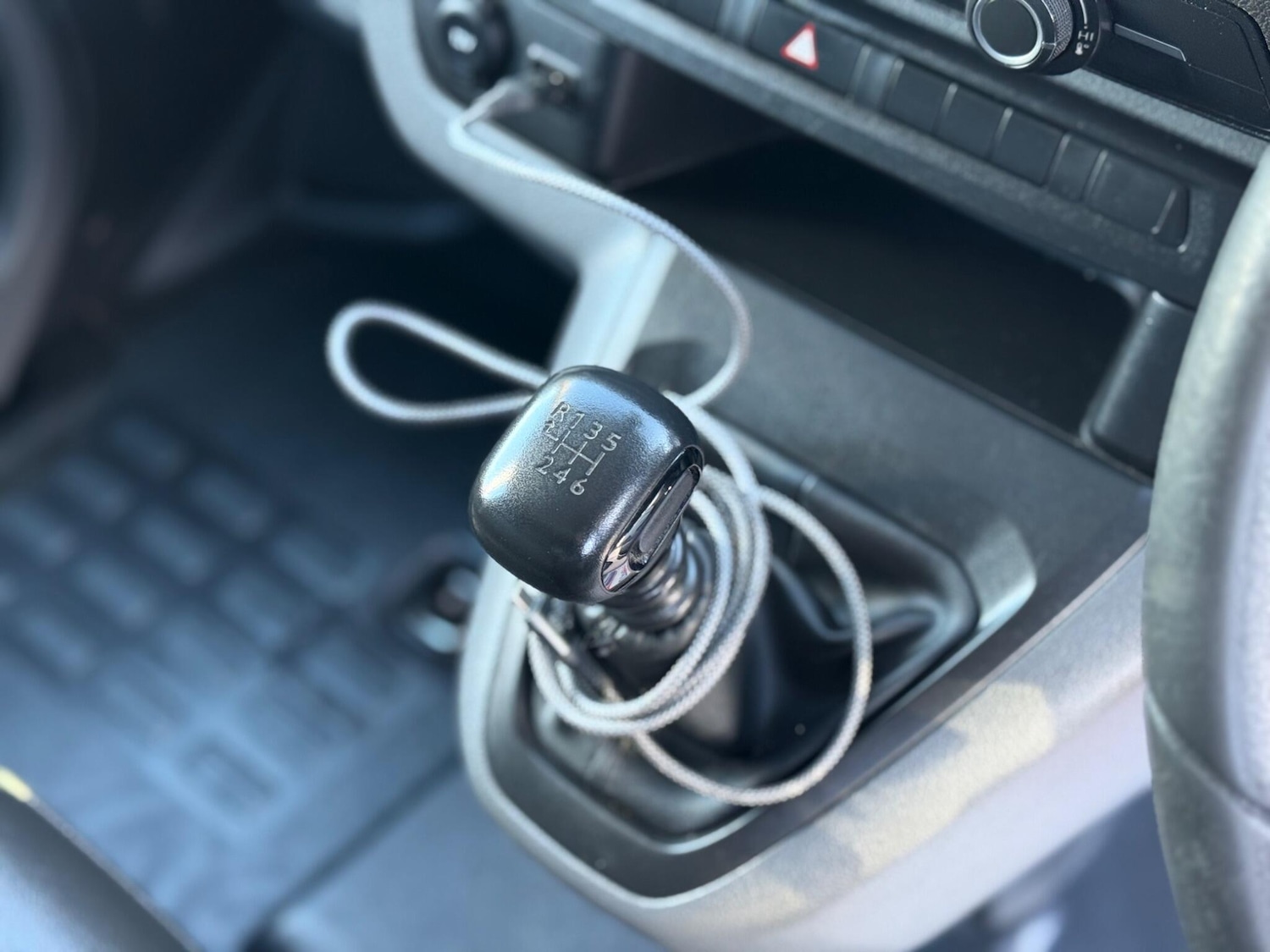 Used Peugeot Expert 2021 for sale - 76952232: Photo 25