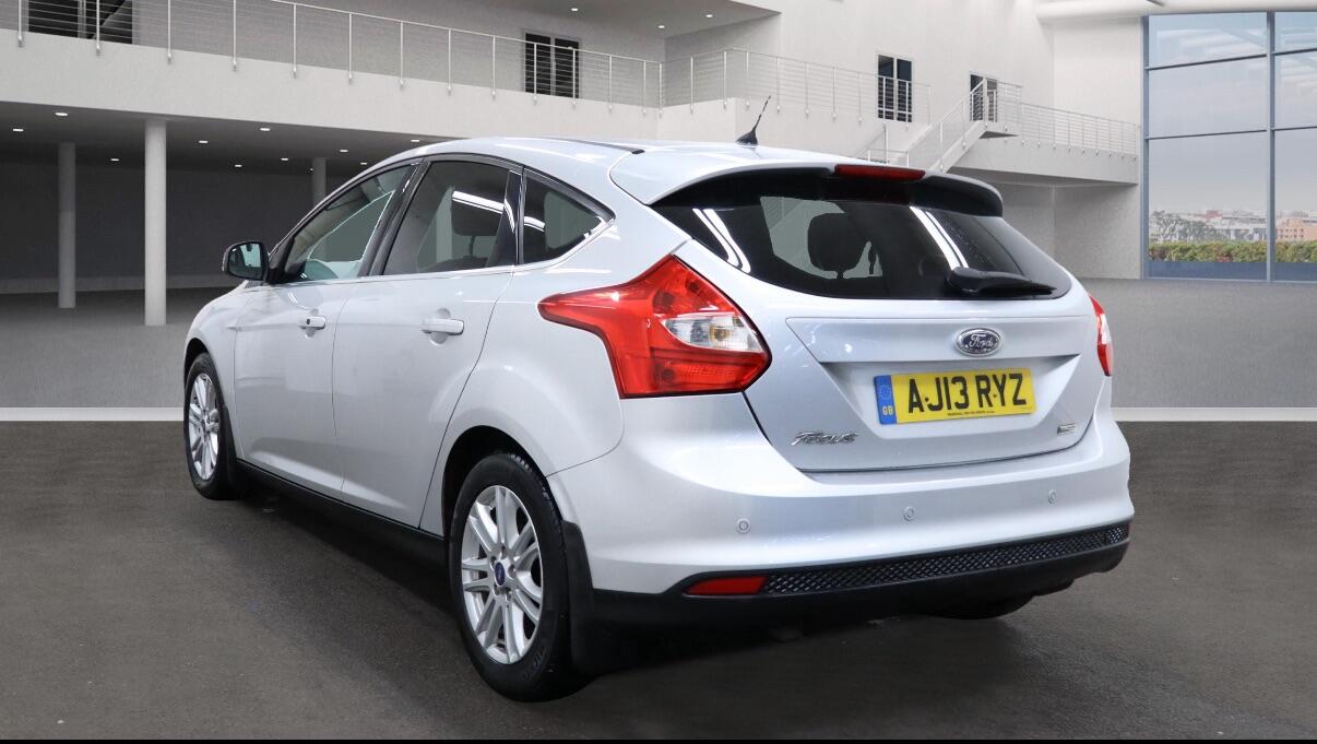 Used Ford Focus 2013 for sale - 76702226: Photo 3