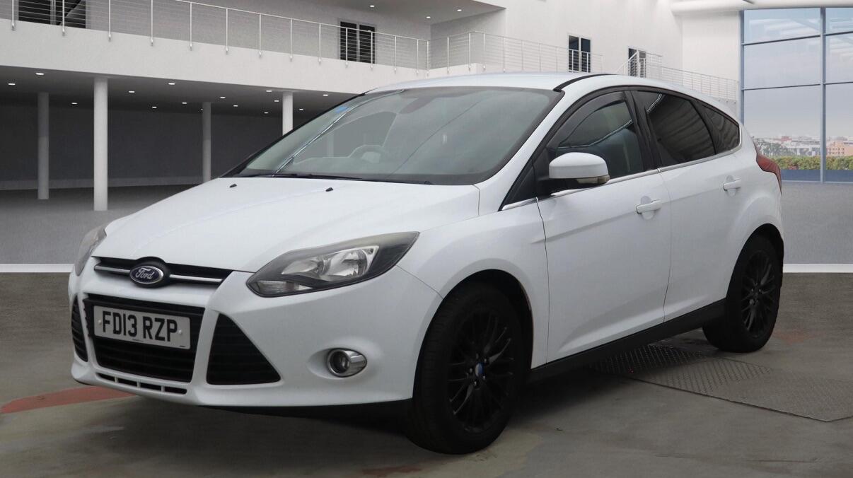 Used Ford Focus 2013 for sale - 76521577: Photo 2
