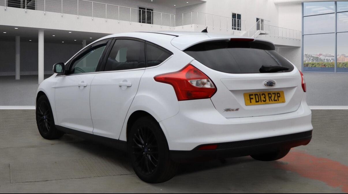 Used Ford Focus 2013 for sale - 76521577: Photo 3