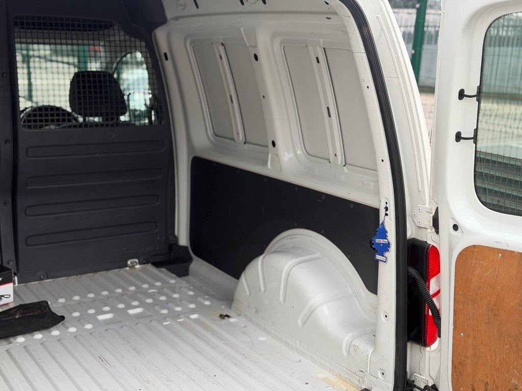 Used Volkswagen Caddy 2015 for sale - 78049475: Photo 11