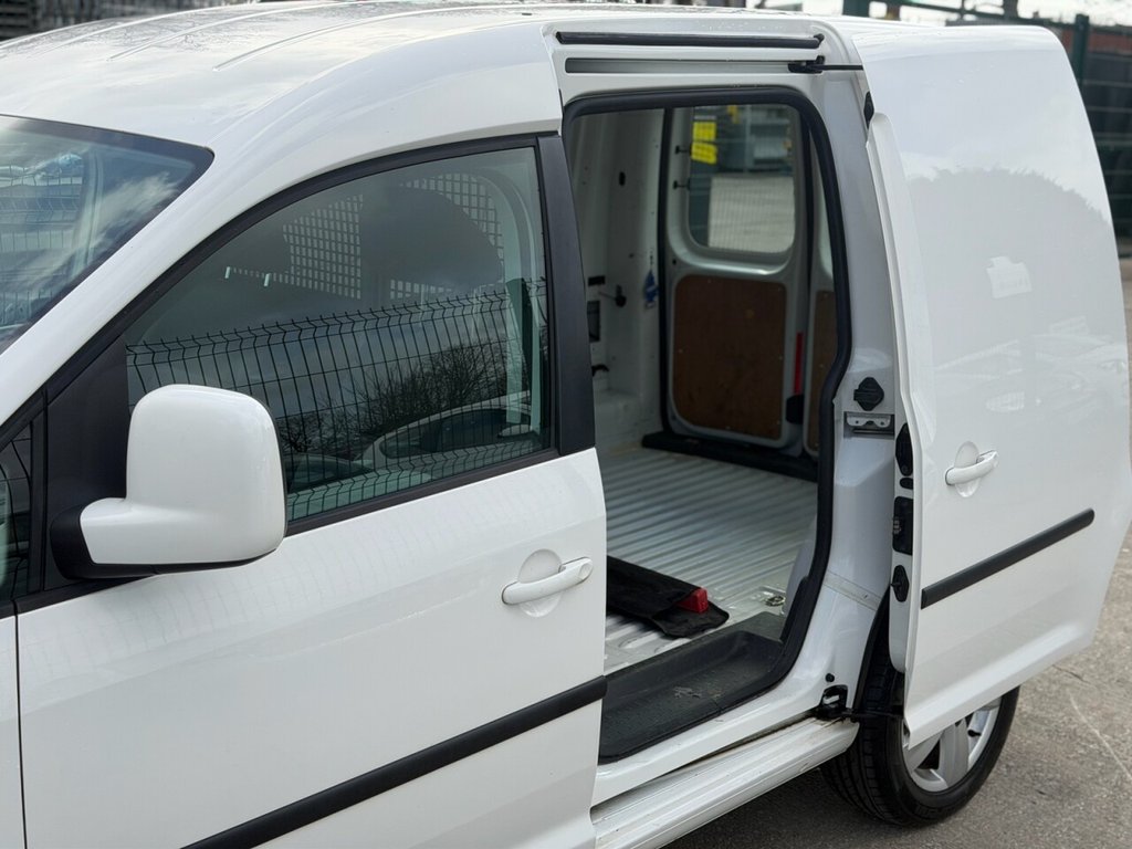 Used Volkswagen Caddy 2015 for sale - 78049475: Photo 12