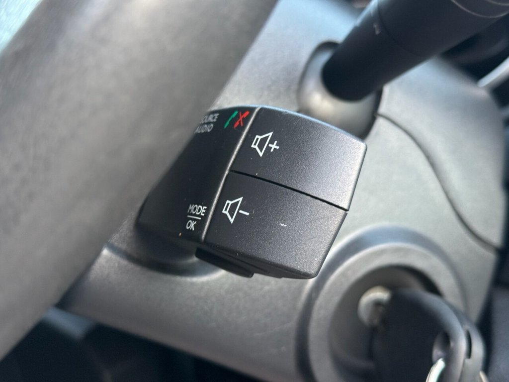 Used Vauxhall Vivaro 2017 for sale - 77600249: Photo 11